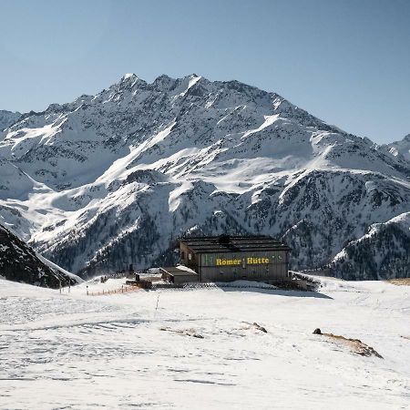 Ferienhaus Roemerhuette ハイリゲンブルート エクステリア 写真