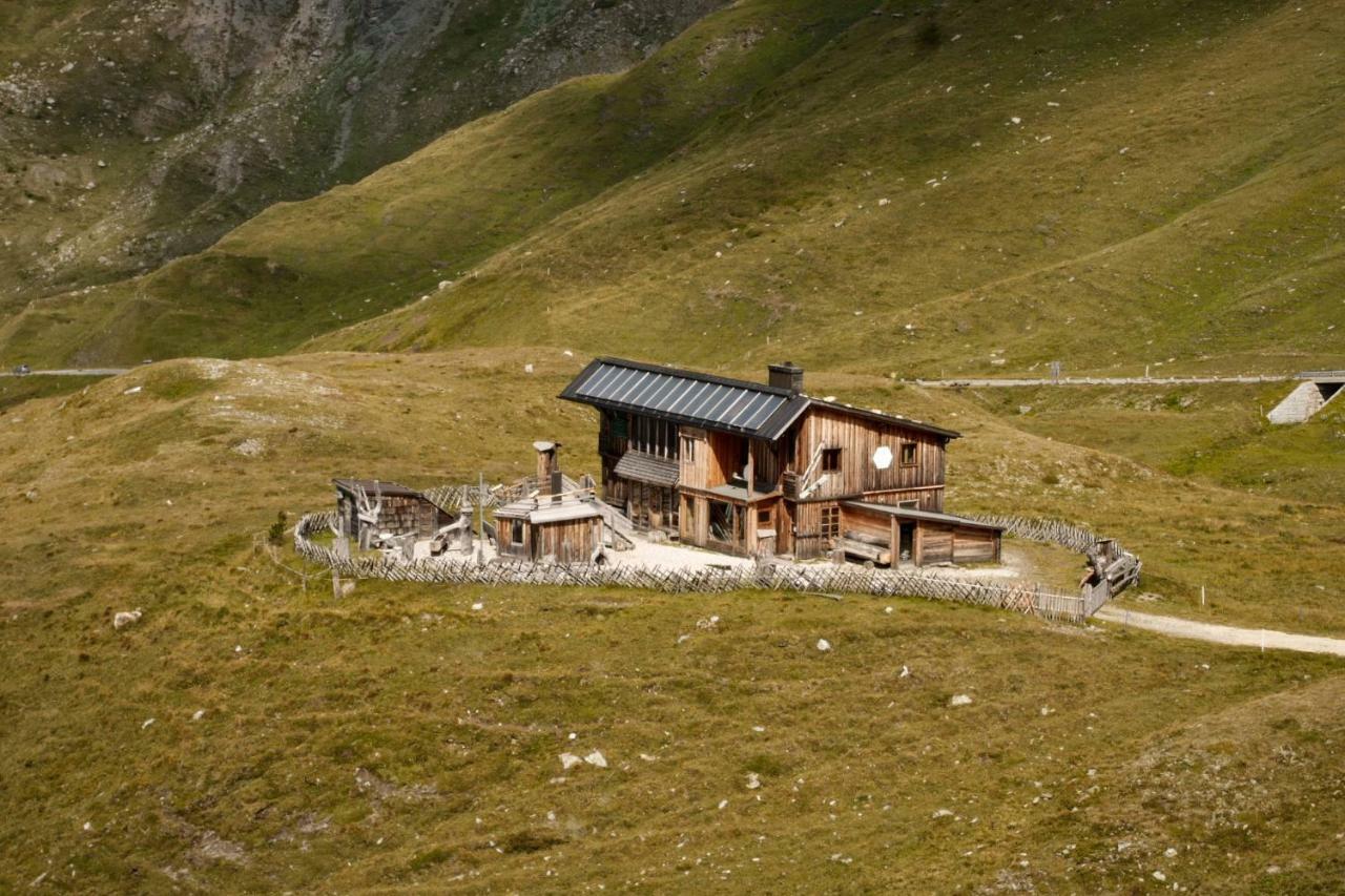 Ferienhaus Roemerhuette ハイリゲンブルート エクステリア 写真