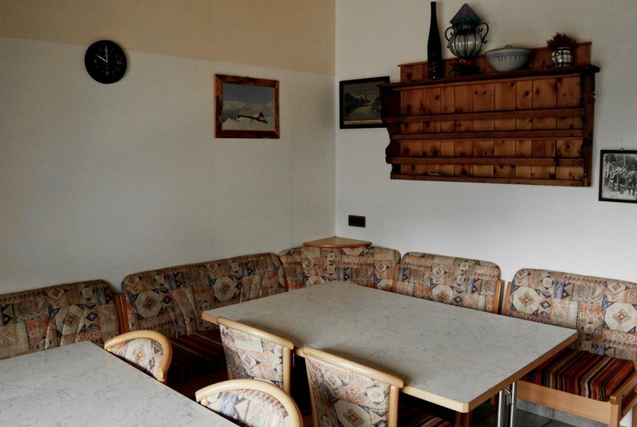 Ferienhaus Roemerhuette ハイリゲンブルート エクステリア 写真