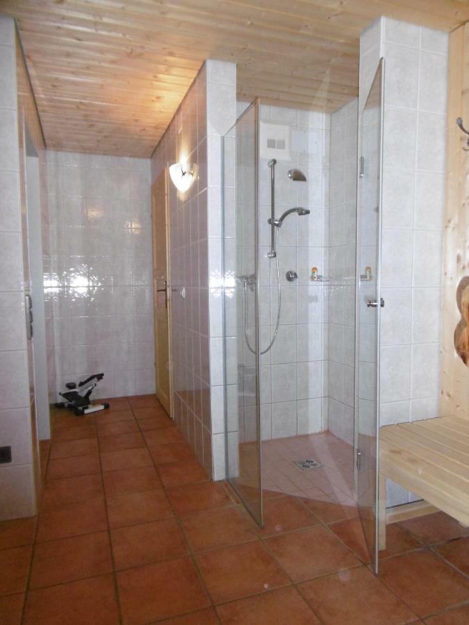 Ferienhaus Roemerhuette ハイリゲンブルート エクステリア 写真